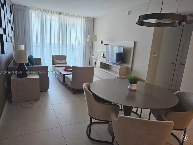 2-bedroom condo for sale in Hollywood - 4111 S Ocean Dr 3608 - MondialRealty