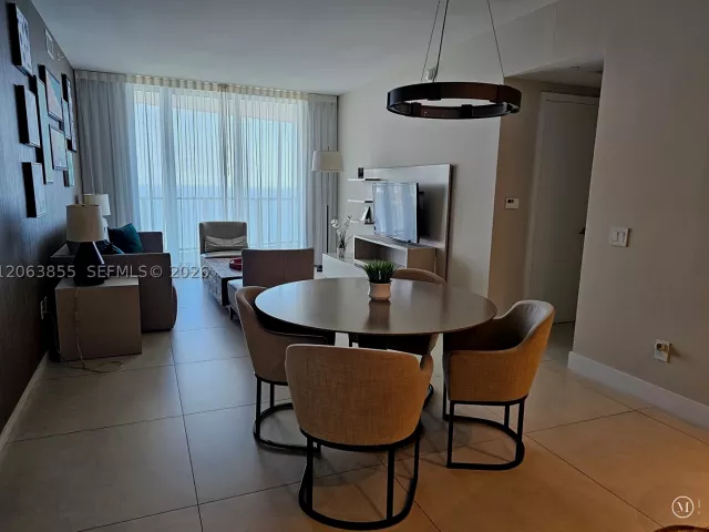 2-bedroom condo for sale in Hollywood - 4111 S Ocean Dr 3608 - MondialRealty