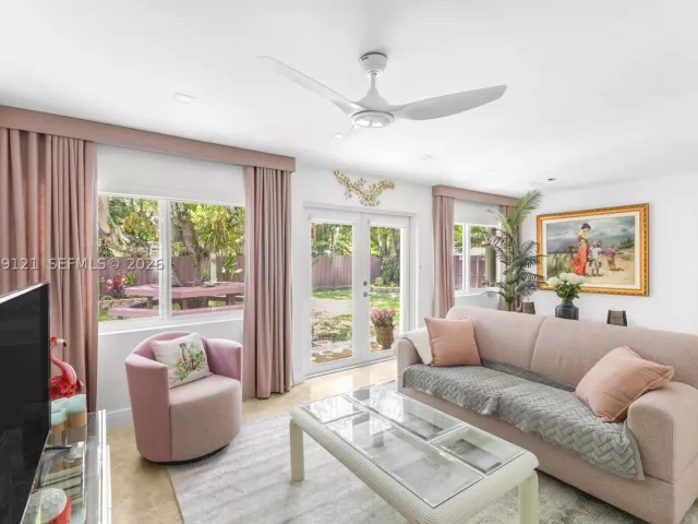 3-bedroom home for sale in Miami - 8920 NE 9th Ct - MondialRealty
