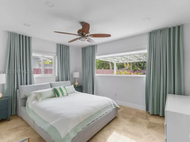3-bedroom home for sale in Miami - 8920 NE 9th Ct - MondialRealty