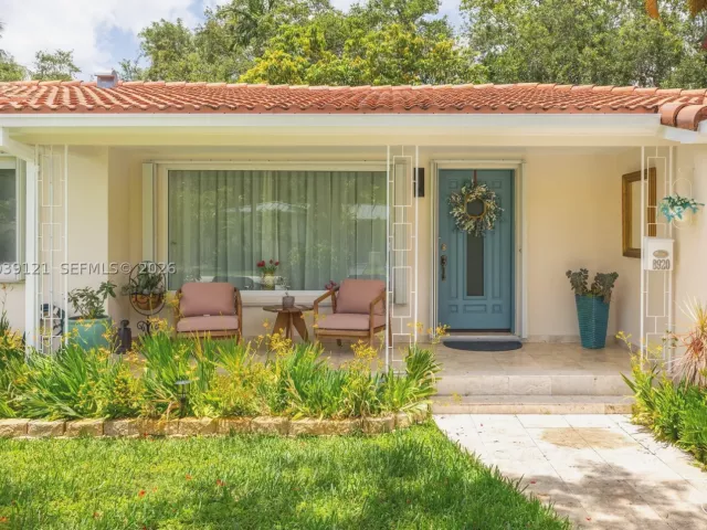 3-bedroom home for sale in Miami - 8920 NE 9th Ct - MondialRealty