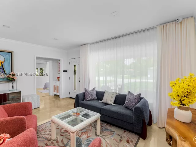 3-bedroom home for sale in Miami - 8920 NE 9th Ct - MondialRealty