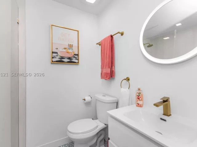 3-bedroom home for sale in Miami - 8920 NE 9th Ct - MondialRealty