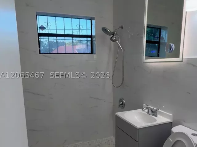 3-bedroom home for sale in Miami - 41 NE 195th St - MondialRealty
