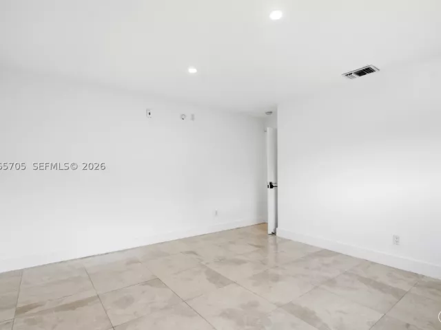 3-bedroom home for sale in Miami - 10830 SW 79th Ave - MondialRealty