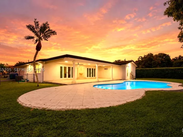 3-bedroom home for sale in Miami - 10830 SW 79th Ave - MondialRealty