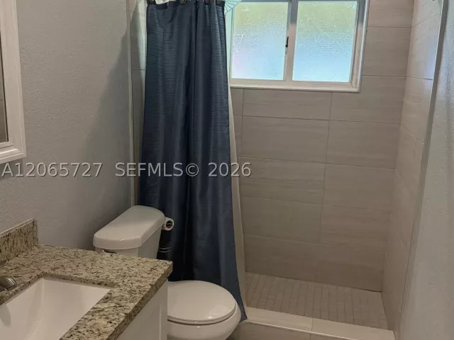 3-bedroom home for rent in Miami - 8270 SW 12th Ter N/A - MondialRealty