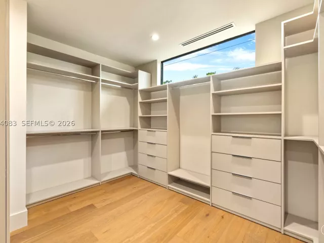 4-bedroom home for sale in Miami - 4031 NW 1st Ave - MondialRealty