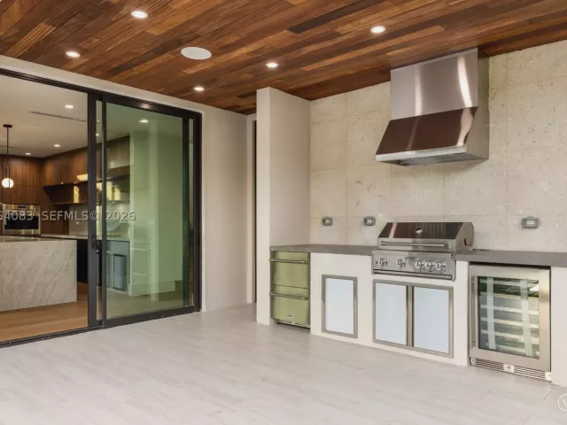 4-bedroom home for sale in Miami - 4031 NW 1st Ave - MondialRealty