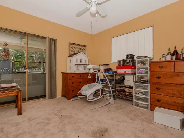 4-bedroom home for sale in Hollywood - 5013 Arthur St - MondialRealty