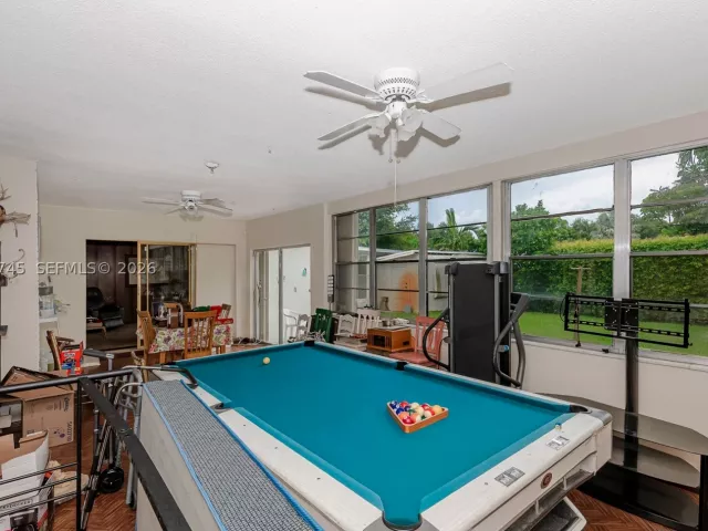 4-bedroom home for sale in Hollywood - 5013 Arthur St - MondialRealty