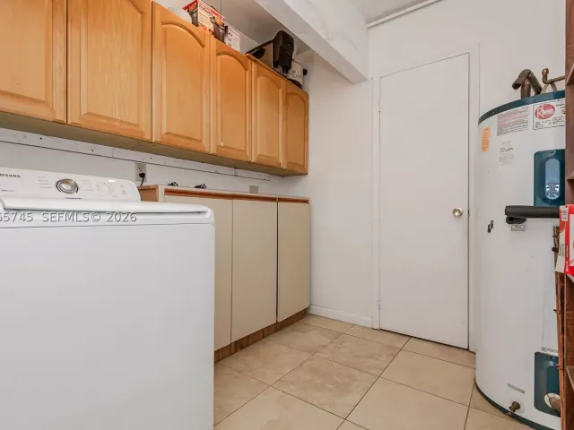 4-bedroom home for sale in Hollywood - 5013 Arthur St - MondialRealty
