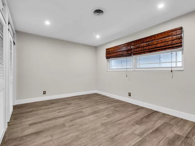 2-bedroom home for rent in Deerfield Beach - 921 SE 15th Court - MondialRealty