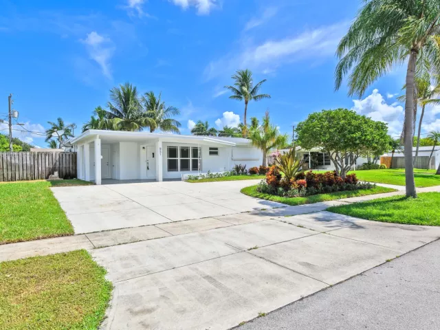 2-bedroom home for rent in Deerfield Beach - 921 SE 15th Court - MondialRealty