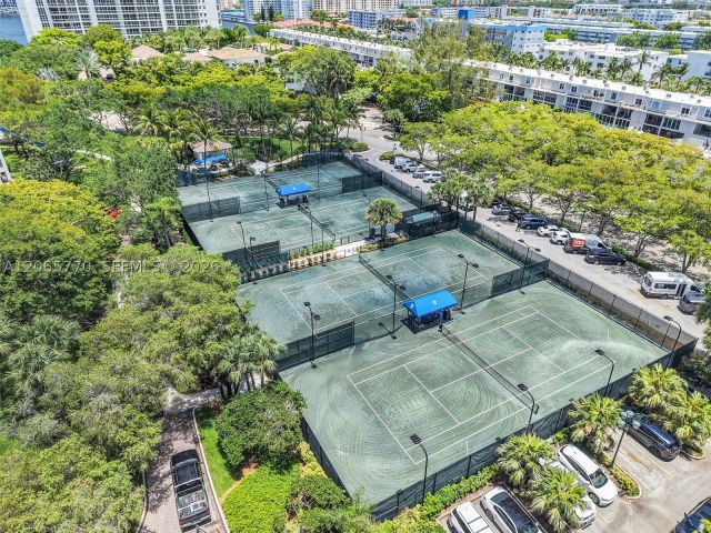 3-bedroom condo for sale in Aventura - 2000 Island Blvd 2006 - MondialRealty