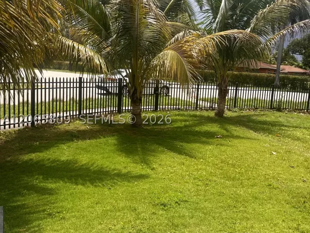 3-bedroom home for sale in Homestead - 29045 SW 157th Ave - MondialRealty
