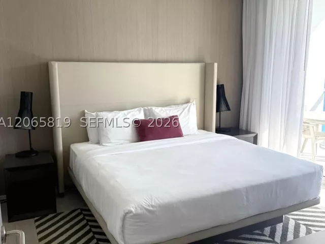2-bedroom condo for rent in Hollywood - 4010 S Ocean Dr T3507 - MondialRealty