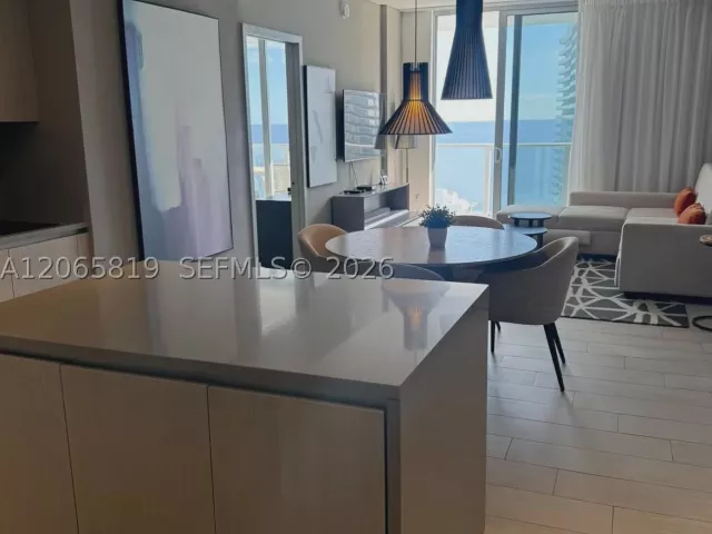 2-bedroom condo for rent in Hollywood - 4010 S Ocean Dr T3507 - MondialRealty