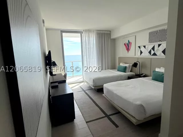 2-bedroom condo for rent in Hollywood - 4010 S Ocean Dr T3507 - MondialRealty