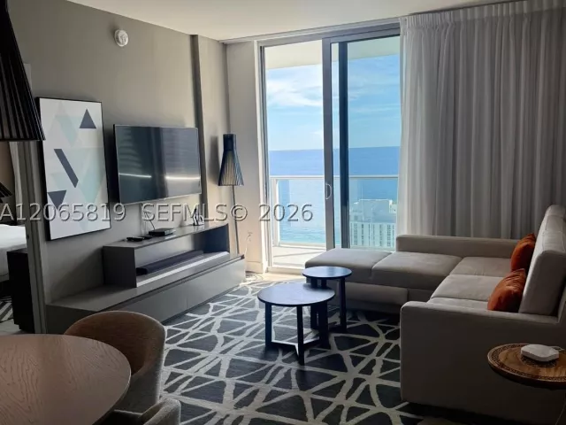 2-bedroom condo for rent in Hollywood - 4010 S Ocean Dr T3507 - MondialRealty