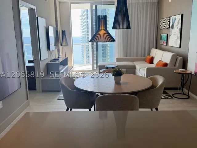 2-bedroom condo for rent in Hollywood - 4010 S Ocean Dr T3507 - MondialRealty
