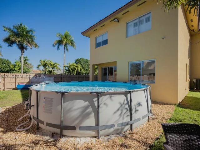 4-bedroom home for sale in Homestead - 1046 NE 17th Ter - MondialRealty