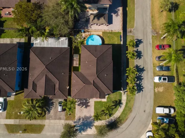 4-bedroom home for sale in Homestead - 1046 NE 17th Ter - MondialRealty