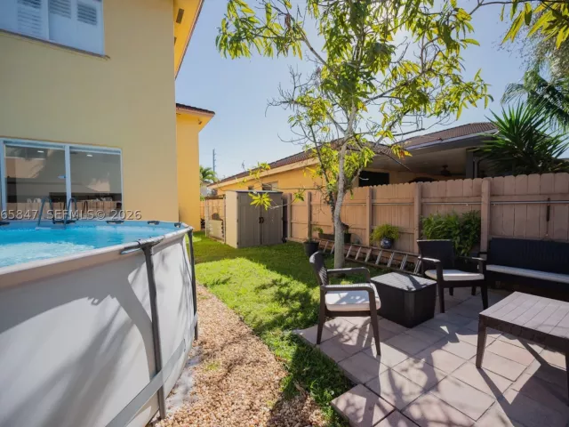 4-bedroom home for sale in Homestead - 1046 NE 17th Ter - MondialRealty