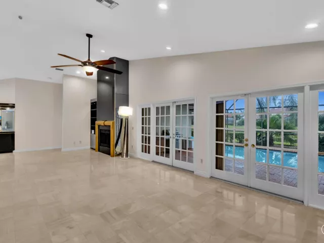 3-bedroom home for rent in Boca Raton - 22595 ESPLANADA Circle W - MondialRealty