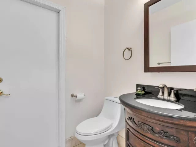 3-bedroom home for rent in Boca Raton - 22595 ESPLANADA Circle W - MondialRealty