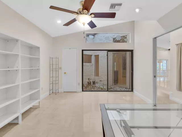 3-bedroom home for rent in Boca Raton - 22595 ESPLANADA Circle W - MondialRealty