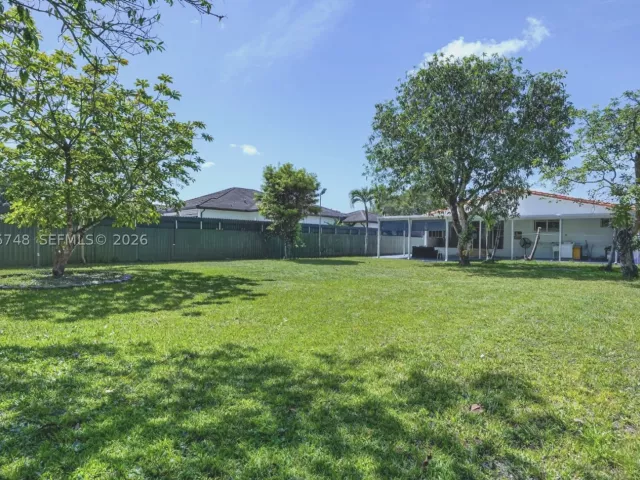 3-bedroom home for sale in Miami - 6010 SW 19 ST - MondialRealty