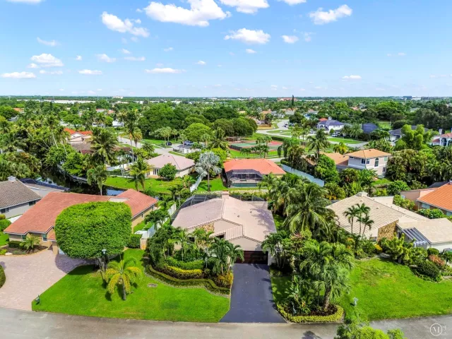 3-bedroom home for sale in Boca Raton - 7131 NW 3rd Avenue - MondialRealty