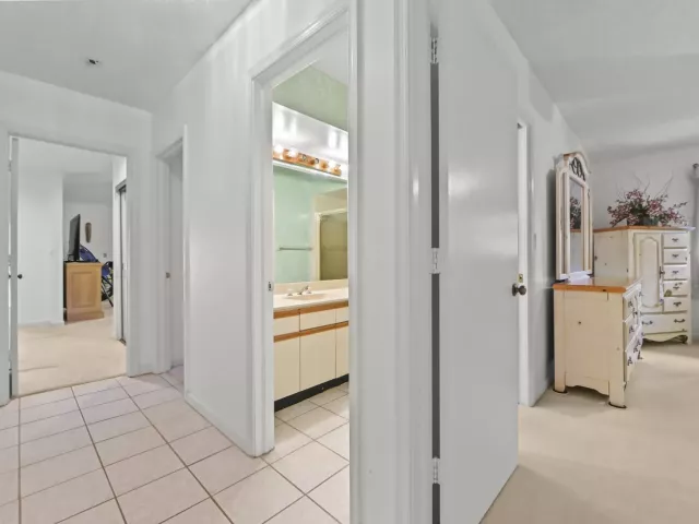 3-bedroom home for sale in Boca Raton - 7131 NW 3rd Avenue - MondialRealty