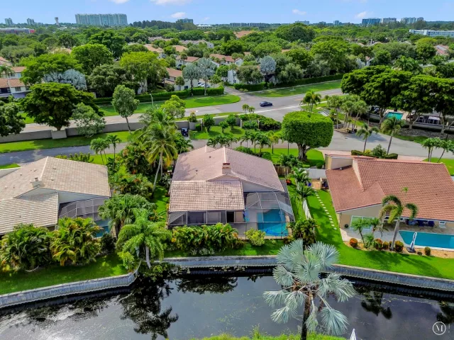 3-bedroom home for sale in Boca Raton - 7131 NW 3rd Avenue - MondialRealty