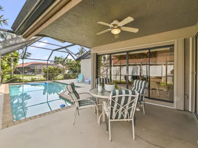3-bedroom home for sale in Boca Raton - 7131 NW 3rd Avenue - MondialRealty