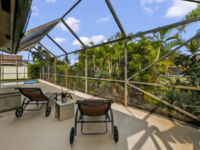 3-bedroom home for sale in Boca Raton - 7131 NW 3rd Avenue - MondialRealty
