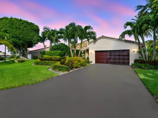 3-bedroom home for sale in Boca Raton - 7131 NW 3rd Avenue - MondialRealty