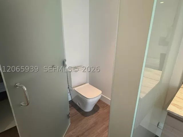 2-bedroom condo for rent in Miami - 2900 NE 7th Ave 1606 - MondialRealty