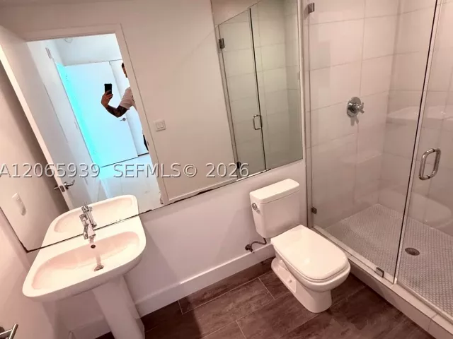 2-bedroom condo for rent in Miami - 2900 NE 7th Ave 1606 - MondialRealty