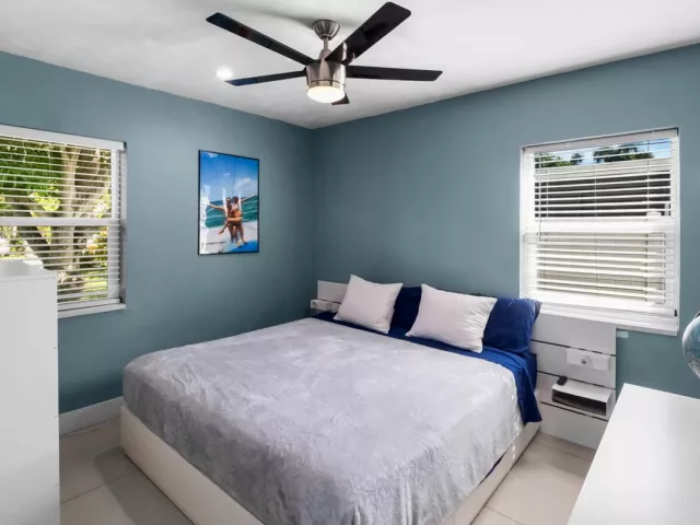 3-bedroom home for rent in Fort Lauderdale - 1341 NW 5th Avenue - MondialRealty