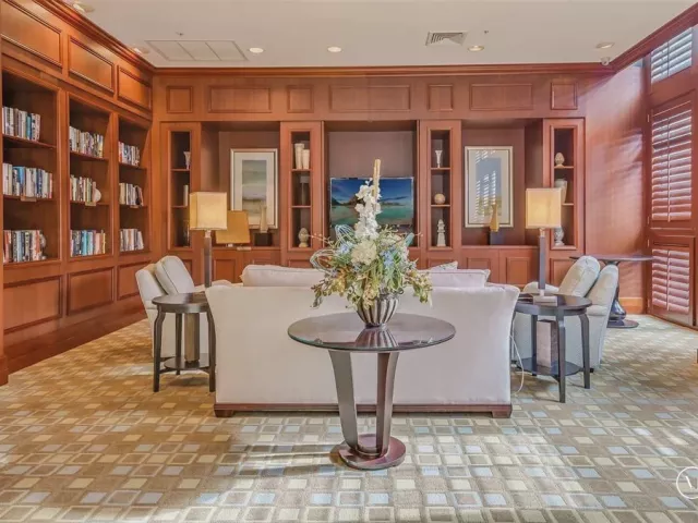 2-bedroom condo for sale in Fort Lauderdale - 347 N New River Drive E 310 - MondialRealty