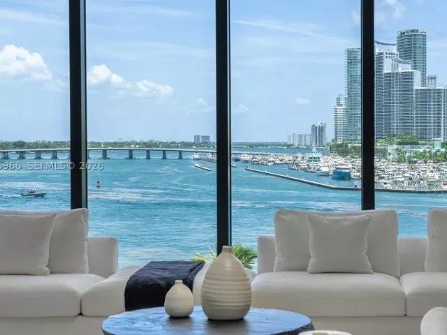 5-bedroom condo for sale in Miami Beach - 7061 Fisher Island Dr 7061 - MondialRealty