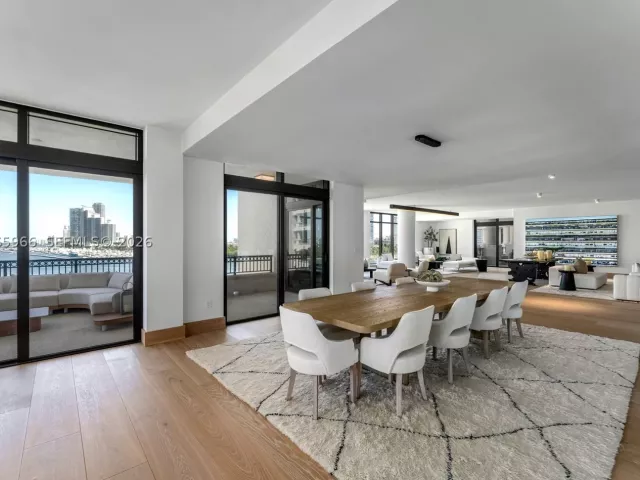 5-bedroom condo for sale in Miami Beach - 7061 Fisher Island Dr 7061 - MondialRealty