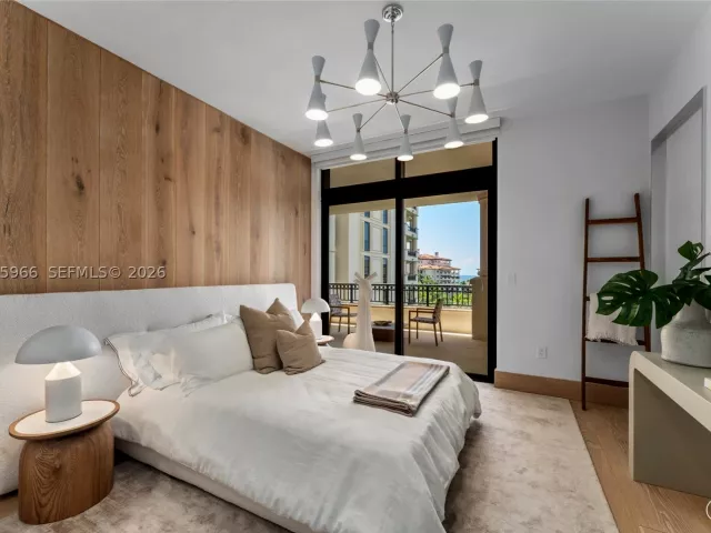 5-bedroom condo for sale in Miami Beach - 7061 Fisher Island Dr 7061 - MondialRealty
