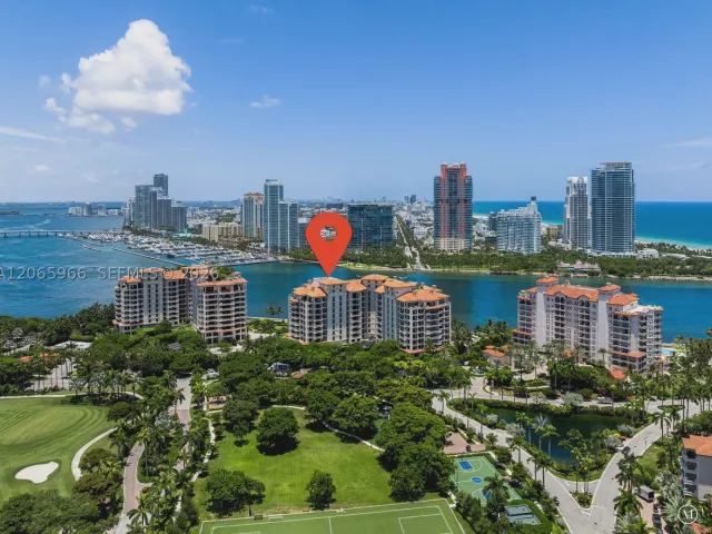 5-bedroom condo for sale in Miami Beach - 7061 Fisher Island Dr 7061 - MondialRealty