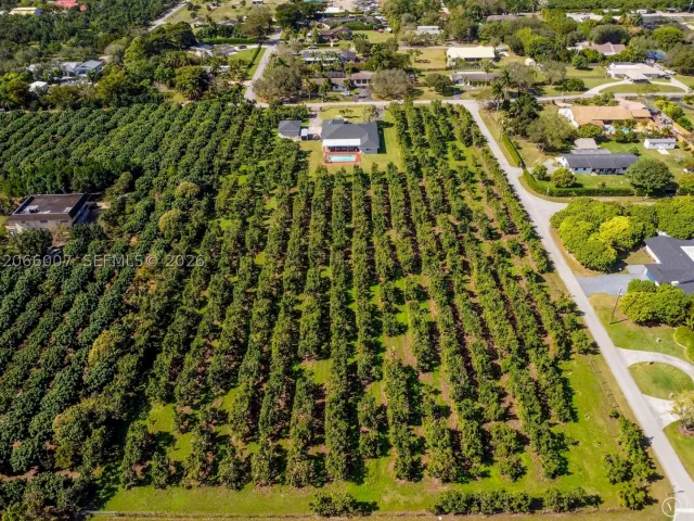 4-bedroom home for sale in Homestead - 23505 SW 153rd Ave - MondialRealty