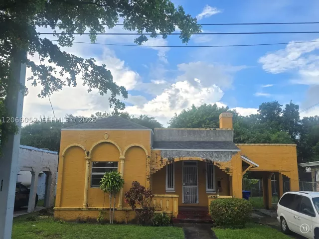 4-bedroom home for sale in Miami - 1368 NW 56th St - MondialRealty
