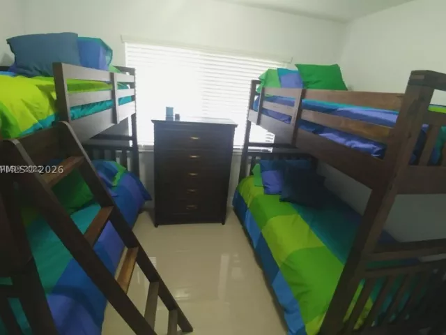 4-bedroom home for rent in Miami - 8811 SW 54th Ter 8811 - MondialRealty