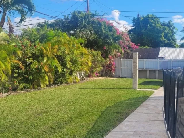 4-bedroom home for rent in Miami - 8811 SW 54th Ter 8811 - MondialRealty